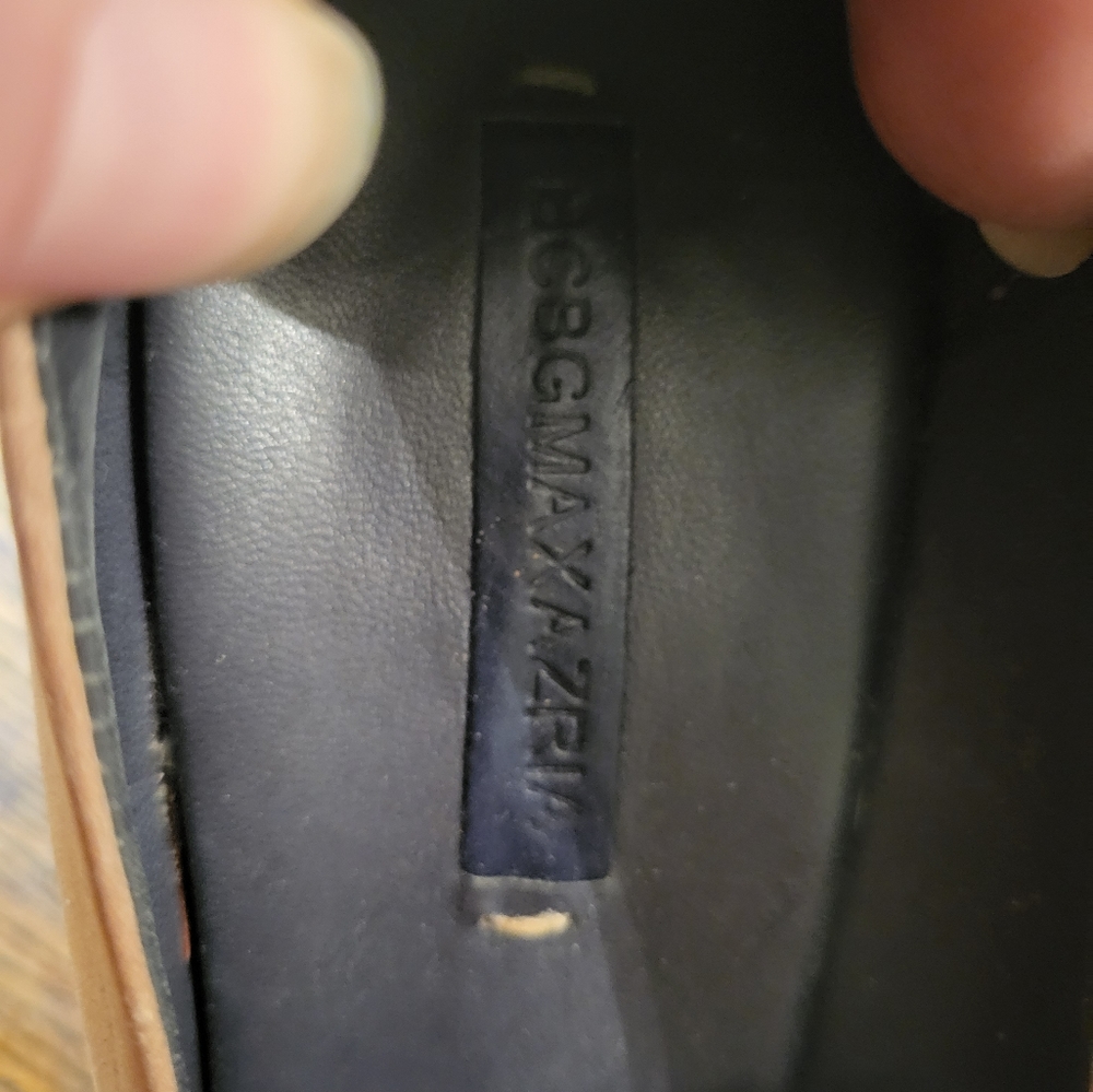 BCBG heels - Picture 6 of 6